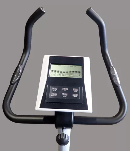 Acra BC84E szobabicikli ergonometrikus, progamozható