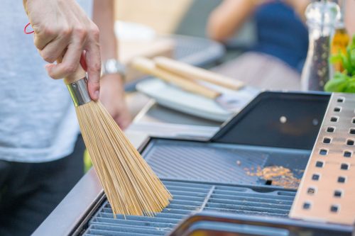 Grillszerszám G21 -bambusz kefe, serpenyők tisztításához