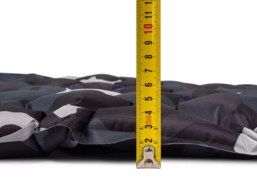 Acra L140M felfújható matrac párnával, szürke-bézs terepmintás, 5 cm