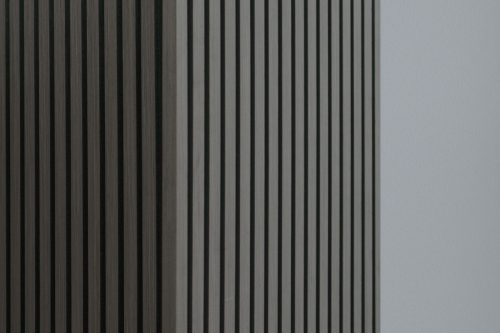 G21 záróprofil akusztikus panelhez,sötét szürke színben