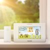 Bewello Digitális hőmérő és ébresztőóra - kültéri / beltéri - USB-s, elemes - fehér