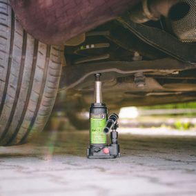 MNC Hidraulikus emelő - 2 t (55770) (Outlet)