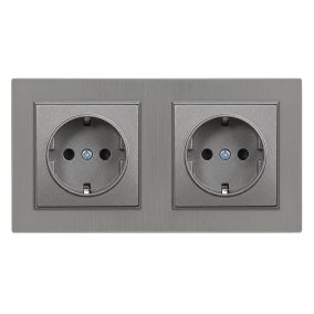 Nova kettős dugalj szürke szálcsiszolt kerettel