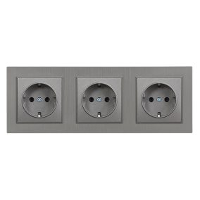 Nova III földelt dugalj  szürke szálcsiszolt kerettel