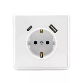 Nova csatlakozóaljzat USB csatlakozóval fehér