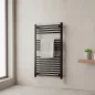 Egyenes törölközőszárító radiátor 1000x500 mm fekete