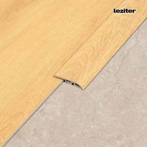 Vinyl SPC padló szintkiegyenlítő Sipadan tölgy 2400x45x8 mm